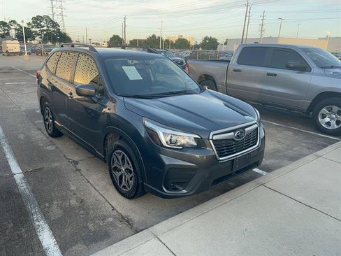 Used 2020 Subaru Forester Premium AWD/4WD image 2