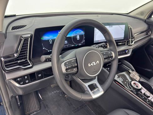 Used 2024 Kia Sportage SX Prestige image 12