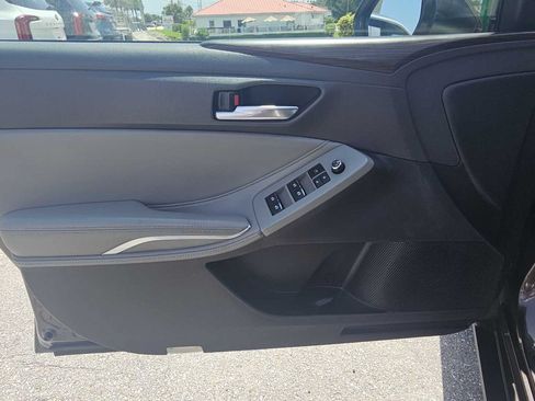 Used 2019 Toyota Avalon XLE w/ Moonroof Package FWD image 14