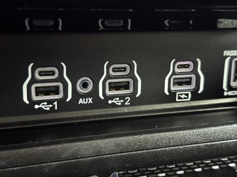 Used 2025 RAM 3500 Longhorn AWD/4WD image 28