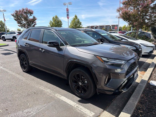 Used 2023 Toyota RAV4 XSE AWD/4WD image 1