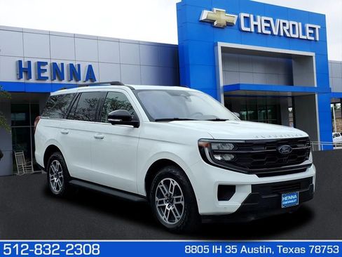 Used 2025 Ford Expedition Active image 1