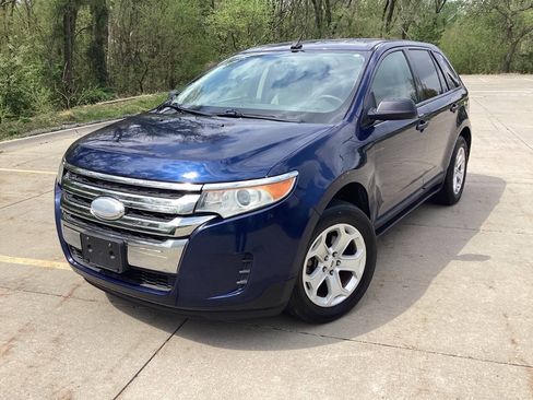 Used 2012 Ford Edge SE FWD image 2