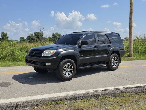 Used 2003 Toyota 4Runner SR5 RWD image 2