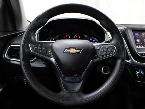 Used 2021 Chevrolet Equinox LT w/ LPO, Cargo Package AWD/4WD image 10