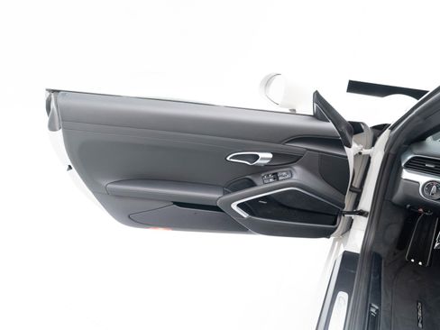 Certified 2018 Porsche 911 Carrera S image 21