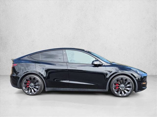 Used 2022 Tesla Model Y Performance AWD/4WD image 4