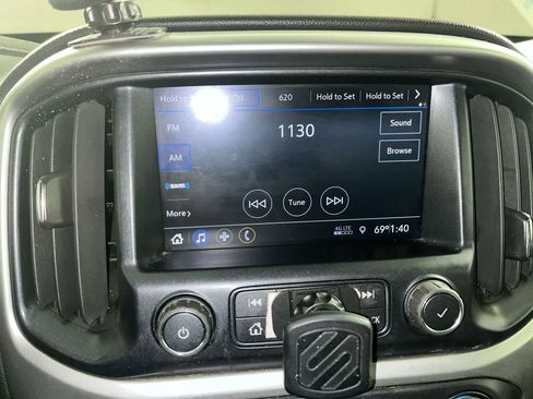 Used 2022 Chevrolet Colorado LT w/ Fleet Safety Package image 18