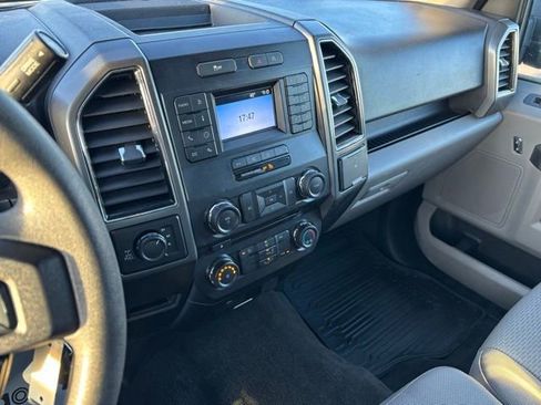 Used 2018 Ford F150 XLT image 32