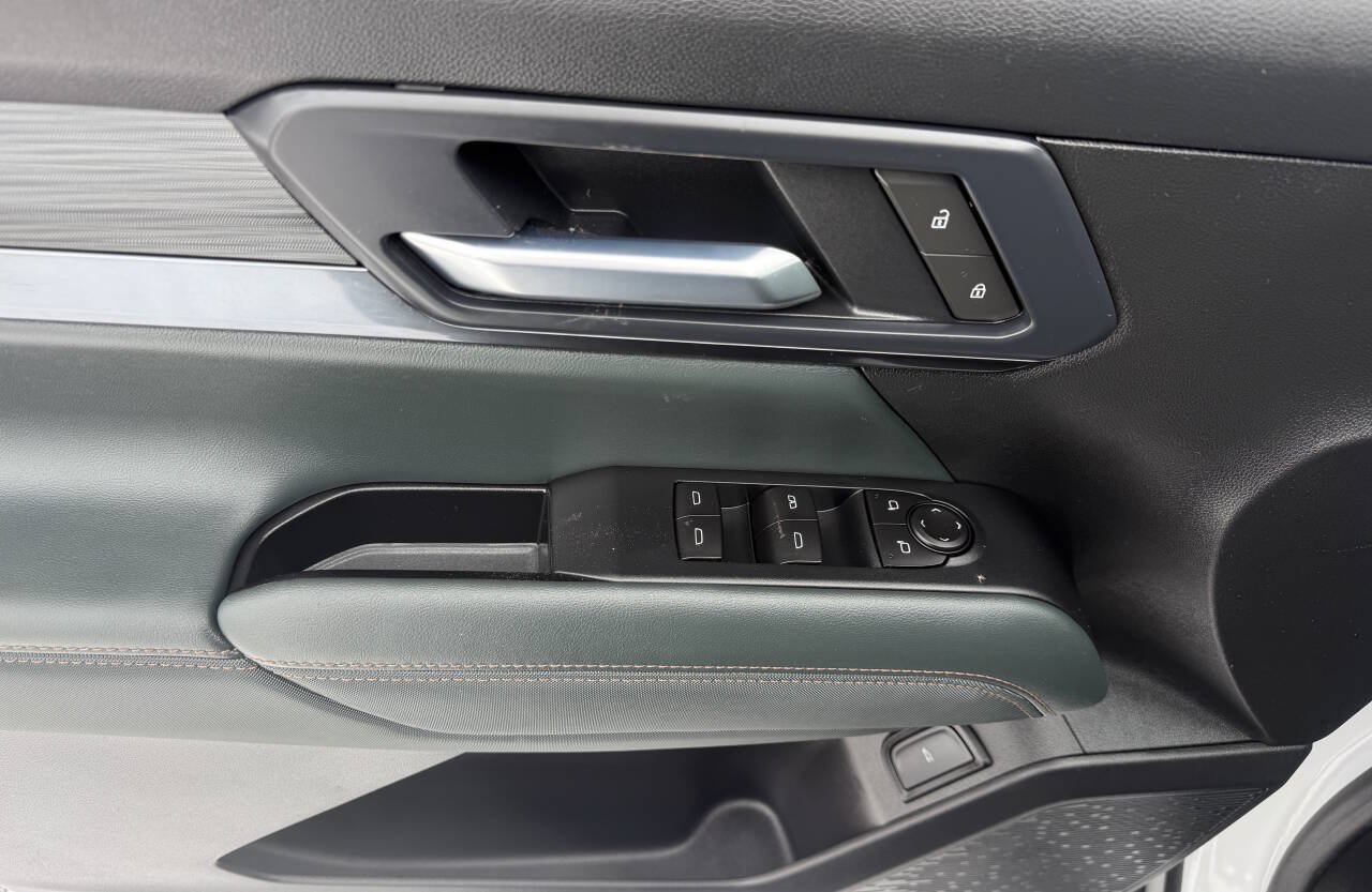 Used 2026 GMC Terrain AT4 AWD/4WD image 18