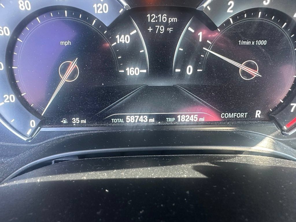 Used 2017 BMW 540i xDrive AWD/4WD image 16