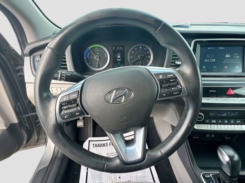 Used 2018 Hyundai Sonata SE image 11