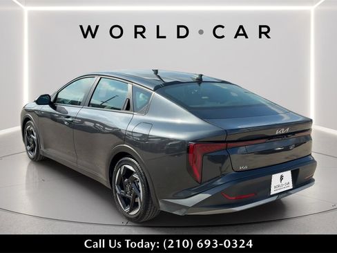 Used 2025 Kia K4 EX image 5