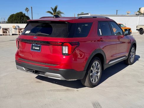 New 2026 Ford Explorer Platinum image 12