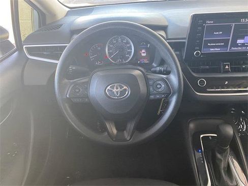 Certified 2022 Toyota Corolla LE FWD image 27