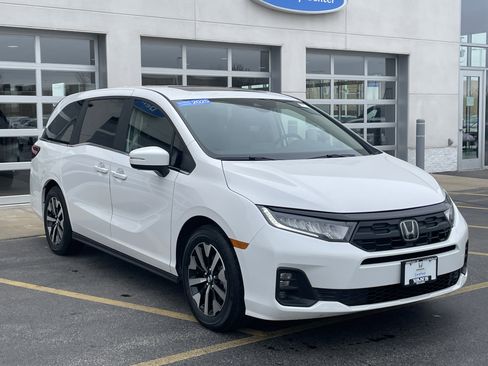 Certified 2025 Honda Odyssey EX-L image 1