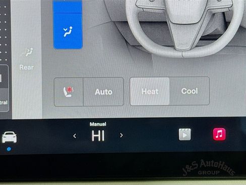 Used 2024 Tesla Model X image 26