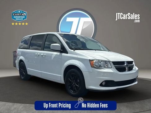Used 2019 Dodge Grand Caravan SE FWD image 1