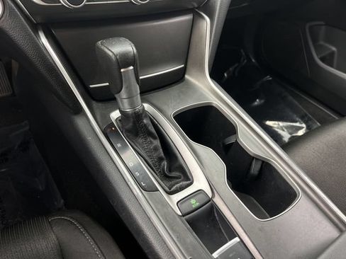 Used 2020 Honda Accord LX image 22