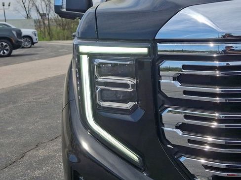 Used 2026 GMC Sierra 1500 Denali w/ Technology Package AWD/4WD image 10