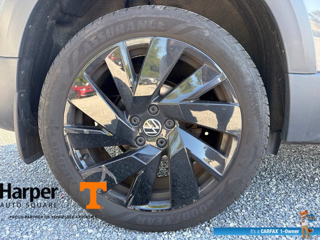Used 2024 Volkswagen Taos SE AWD/4WD image 21