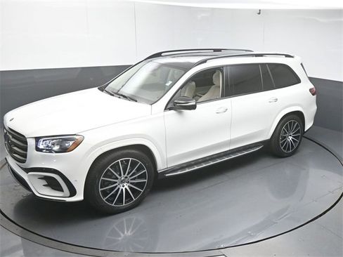 New 2026 Mercedes-Benz GLS 450 4MATIC image 45