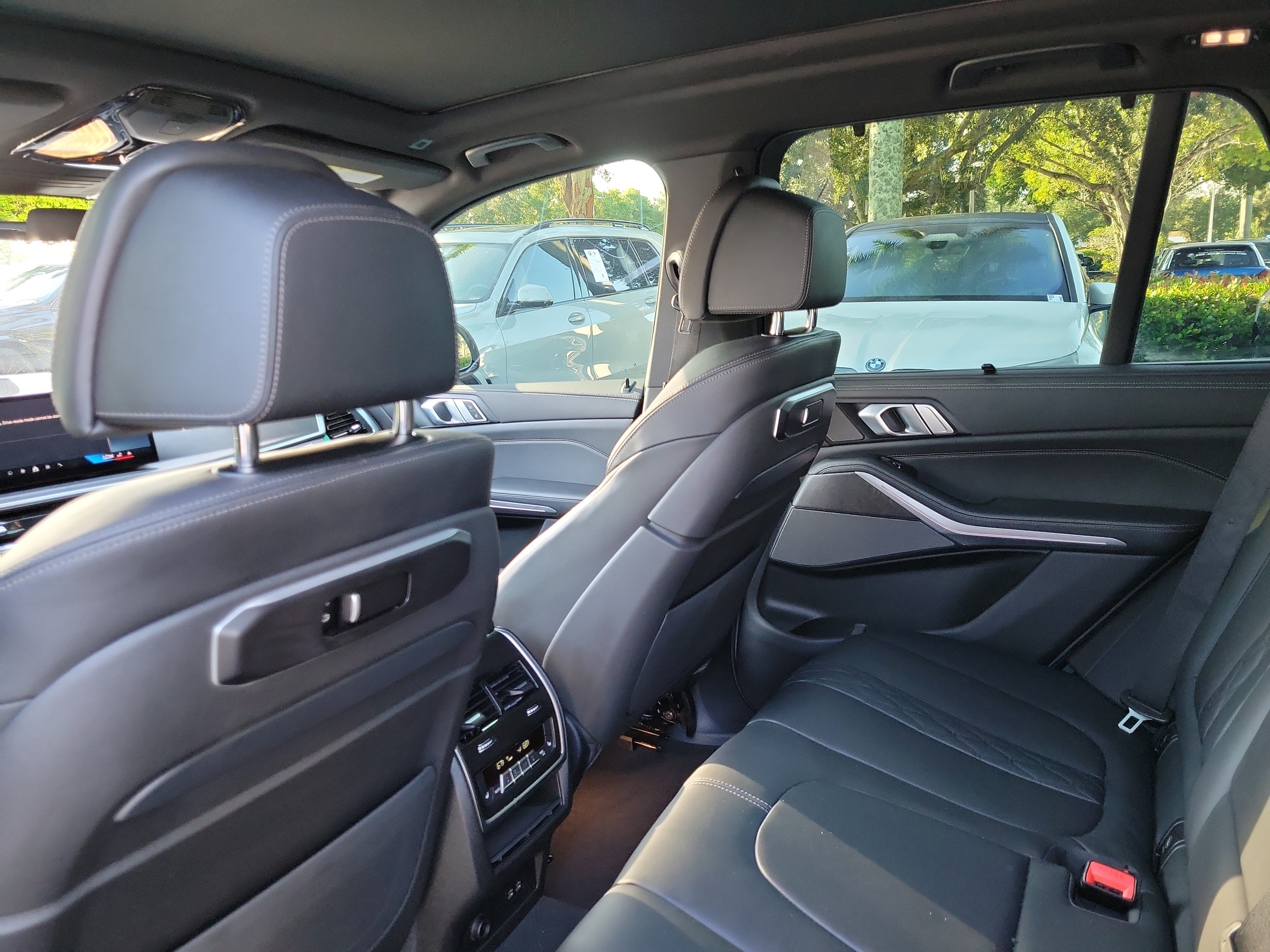 Certified 2025 BMW X5 M60i w/ Executive Package AWD/4WD image 13
