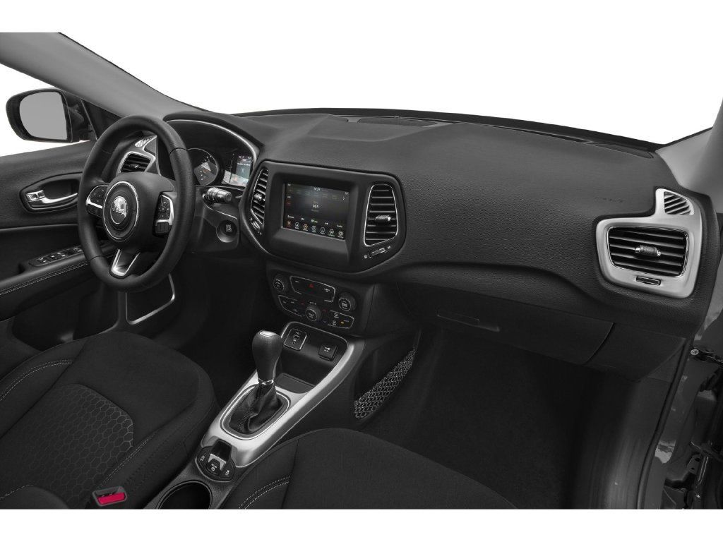 Used 2021 Jeep Compass Latitude w/ Sun and Sound Group FWD image 10