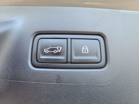 Used 2025 Hyundai Santa Fe Calligraphy AWD/4WD image 8