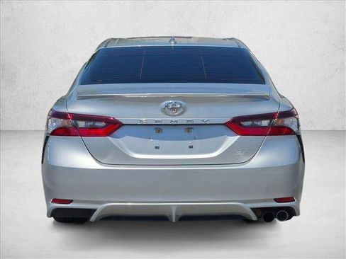 Used 2023 Toyota Camry SE FWD image 6