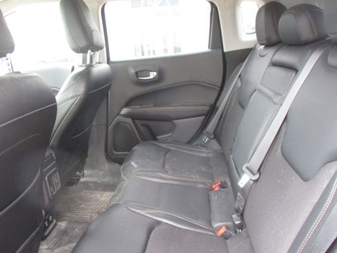 Used 2017 Jeep Compass Latitude w/ Popular Equipment Group image 14