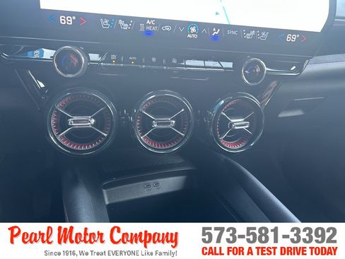 Used 2024 Chevrolet Blazer EV RS RWD image 19