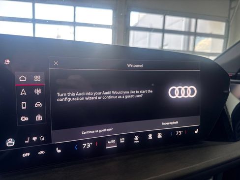 Used 2025 Audi Q5 Premium w/ Convenience Package AWD/4WD image 17