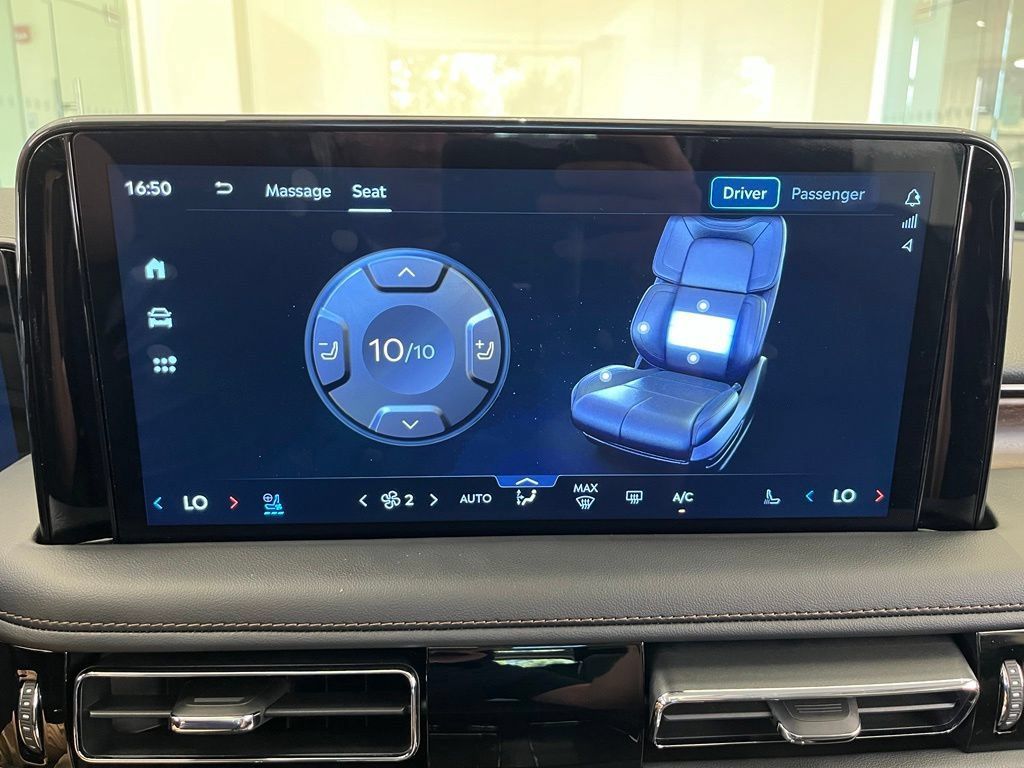 Used 2026 Lincoln Aviator Reserve AWD/4WD image 50