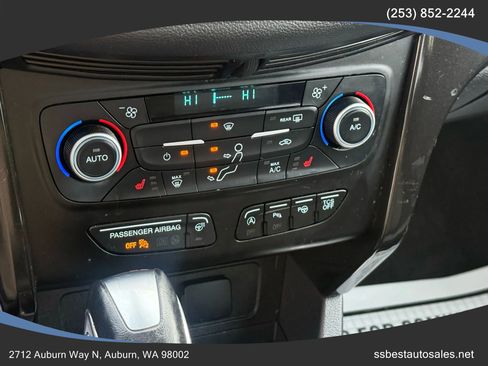 Used 2019 Ford Escape Titanium image 24