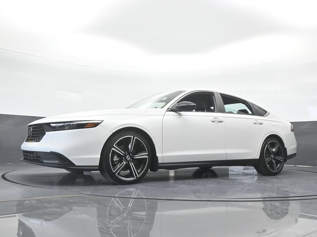 Used 2025 Honda Accord Sport image 56