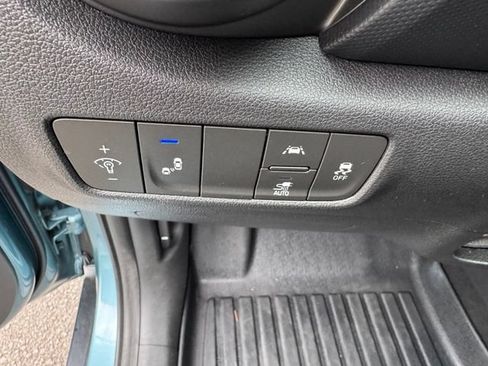 Used 2019 Hyundai Kona Limited FWD image 15