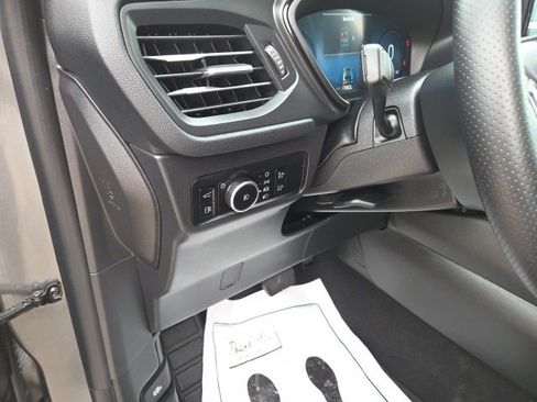 Certified 2025 Ford Escape ST-Line Elite w/ Premium Technology Package image 25