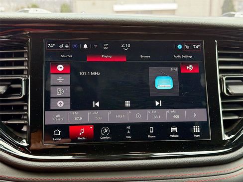 Used 2024 Dodge Durango GT image 15