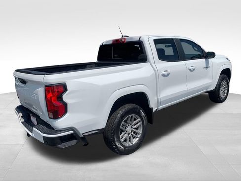 Used 2024 Chevrolet Colorado LT w/ LT Convenience Package RWD image 5