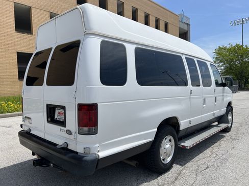 Used 2013 Ford E-250 and Econoline 250 Extended w/ PWR Group RWD image 8