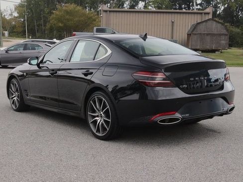 Used 2025 Genesis G70 2.5T image 5