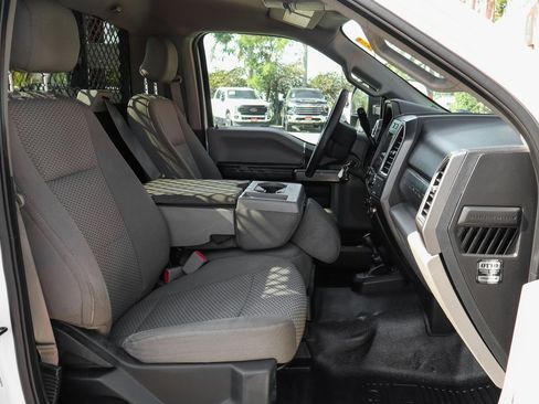 Used 2017 Ford F550 4x4 Regular Cab Super Duty image 43