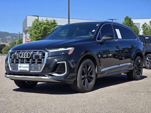 Used 2025 Audi Q7 3.0T Premium Plus AWD/4WD image 3