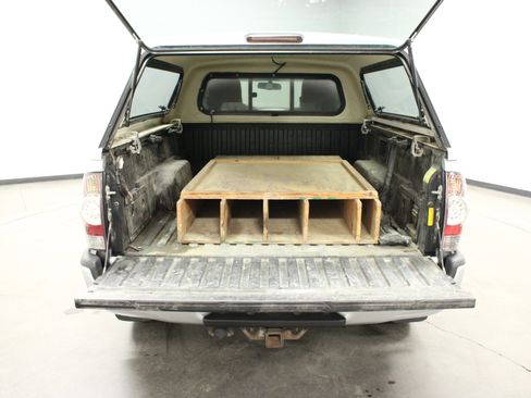 Used 2010 Toyota Tacoma PreRunner image 10