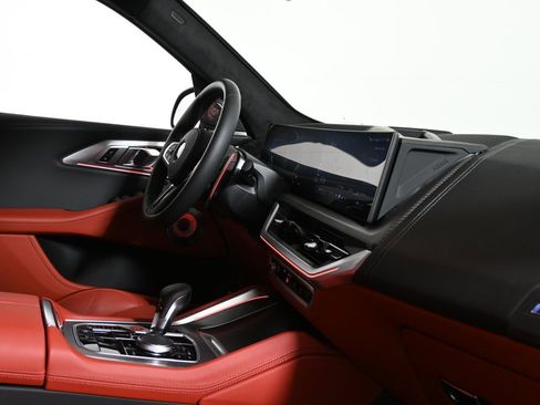 Used 2026 BMW XM Label Red image 30