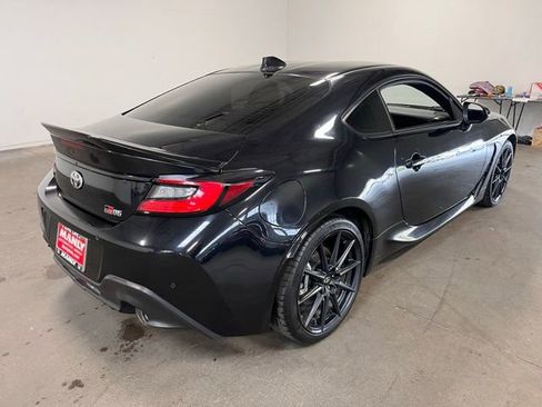 Used 2023 Toyota GR86 Premium w/ ALL Weather Mat Package (TMS) image 3