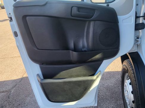 Used 2021 RAM ProMaster 2500 w/ Premium Appearance Group FWD image 23