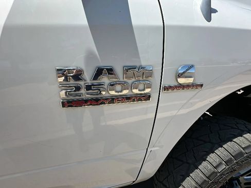 Used 2013 RAM 2500 Tradesman w/ Chrome Appearance Group AWD/4WD image 6