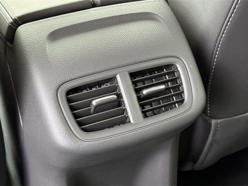 Used 2024 Buick Envision Preferred image 44